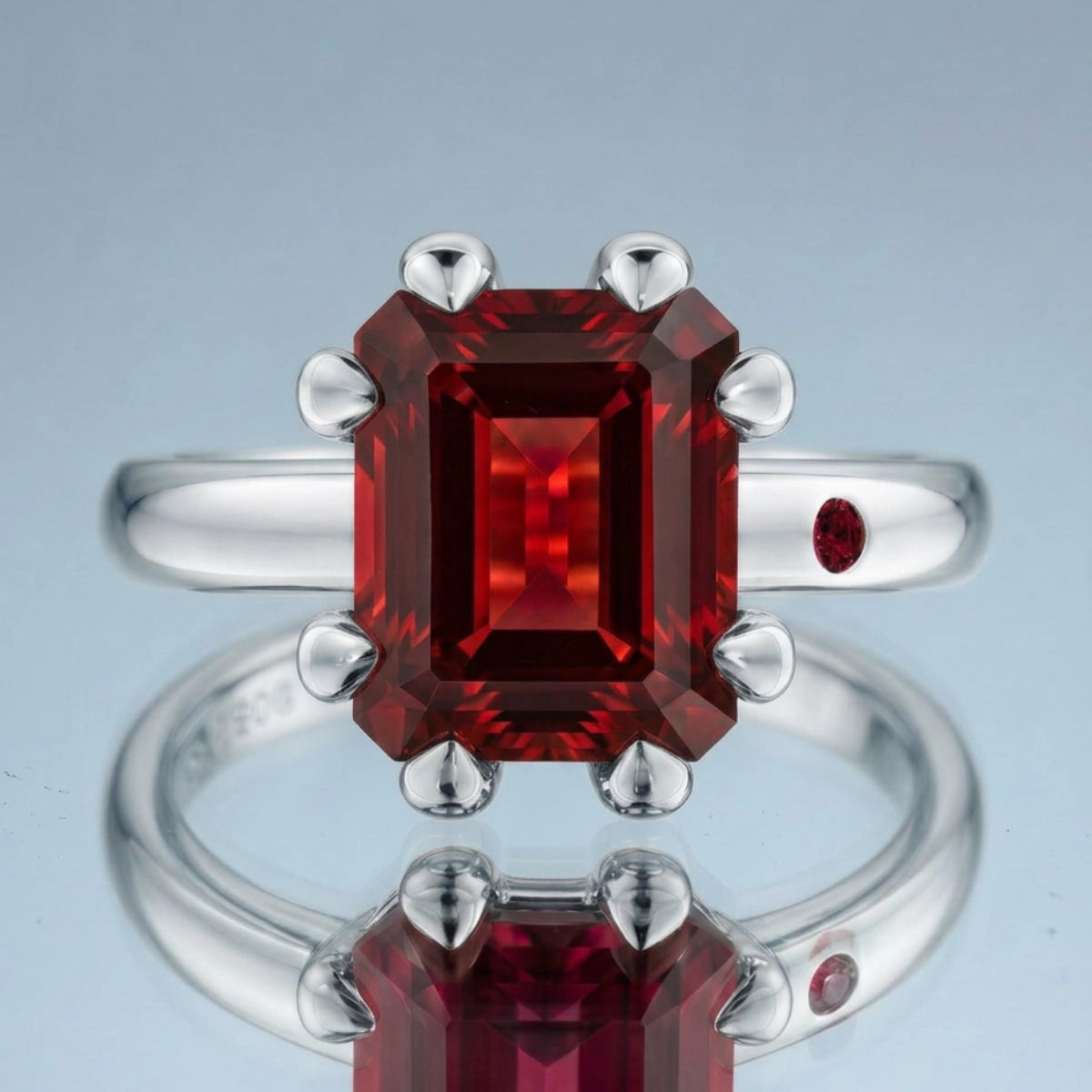 GARNET RING