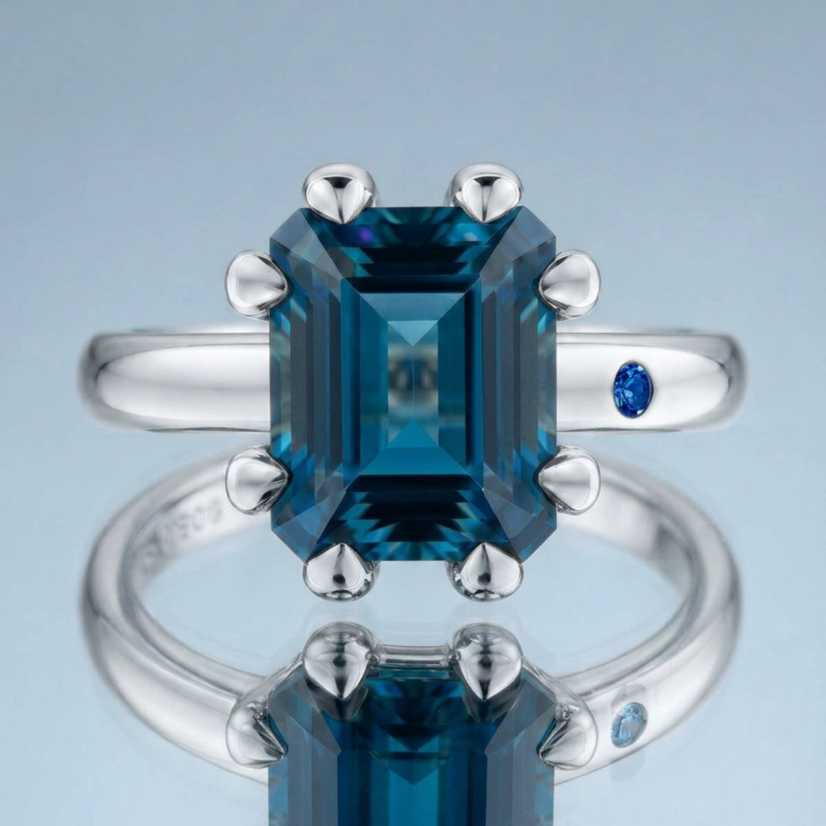 BLUE LONDON TOPAZ RING