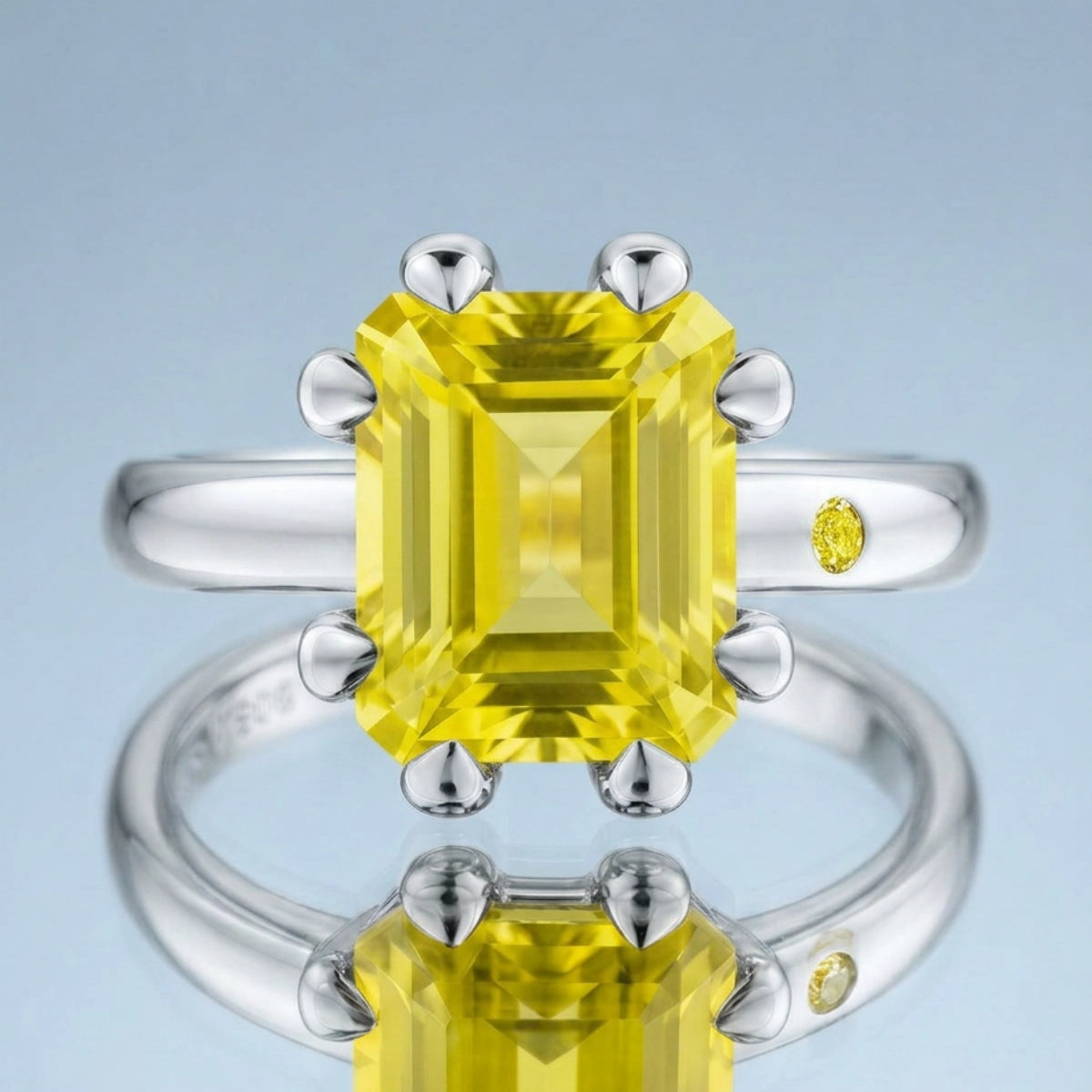 LEMON QUARTZ RING
