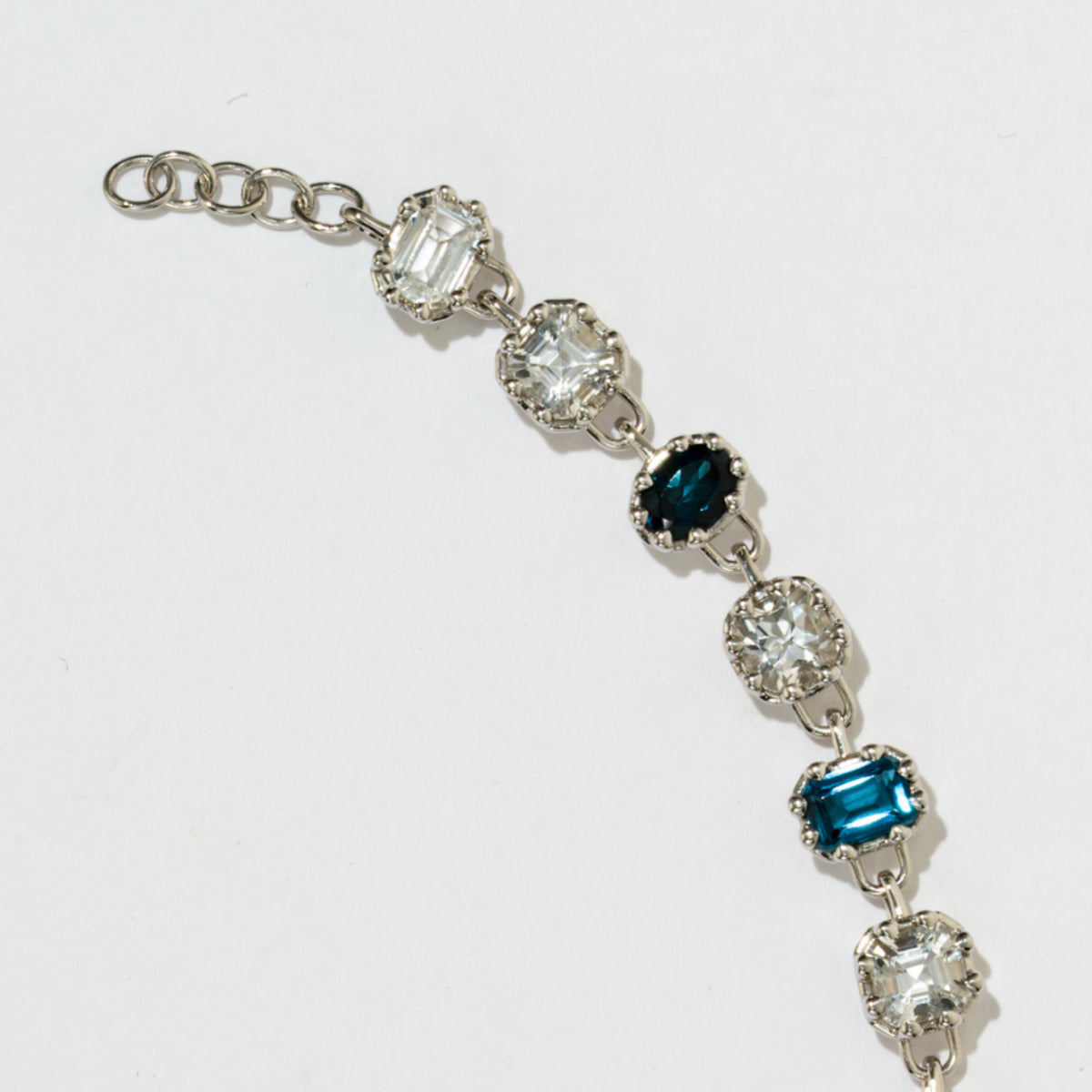 THE COLOR EDIT - NECKLACE