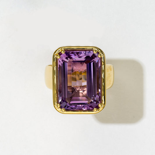 MAXI COCKTAIL RING - EMERALD CUT