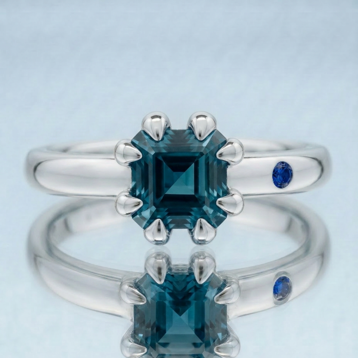 BLUE LONDON TOPAZ RING