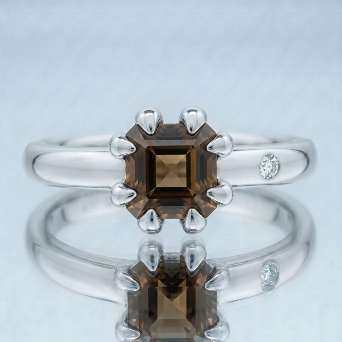 FUMÉ QUARTZ RING