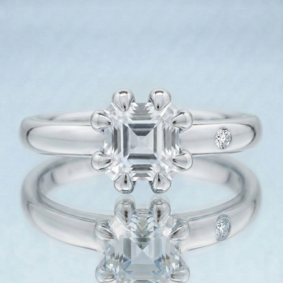 WHITE TOPAZ RING
