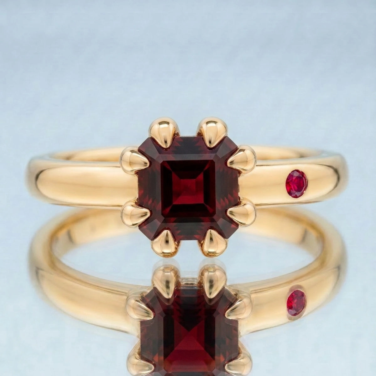 GARNET RING