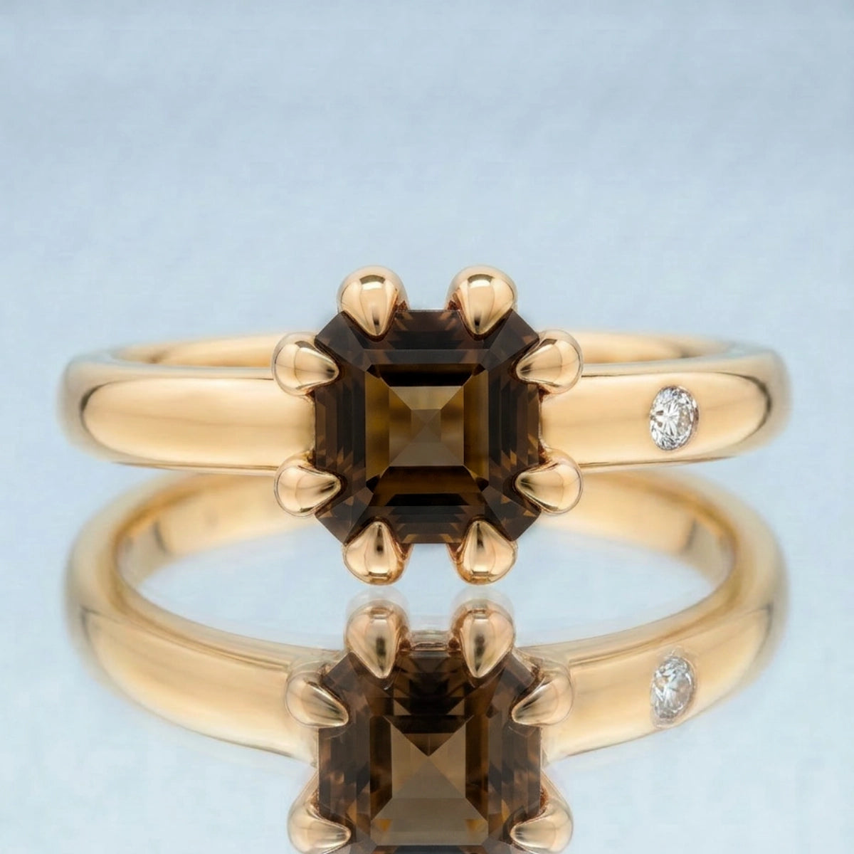FUMÉ QUARTZ RING