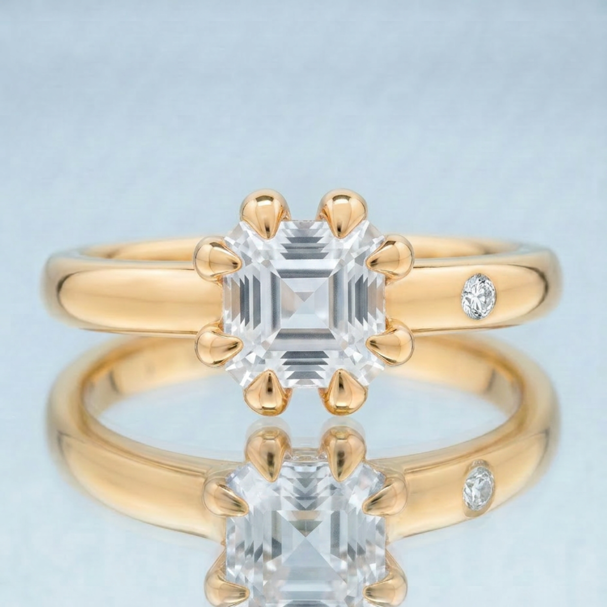 WHITE TOPAZ RING