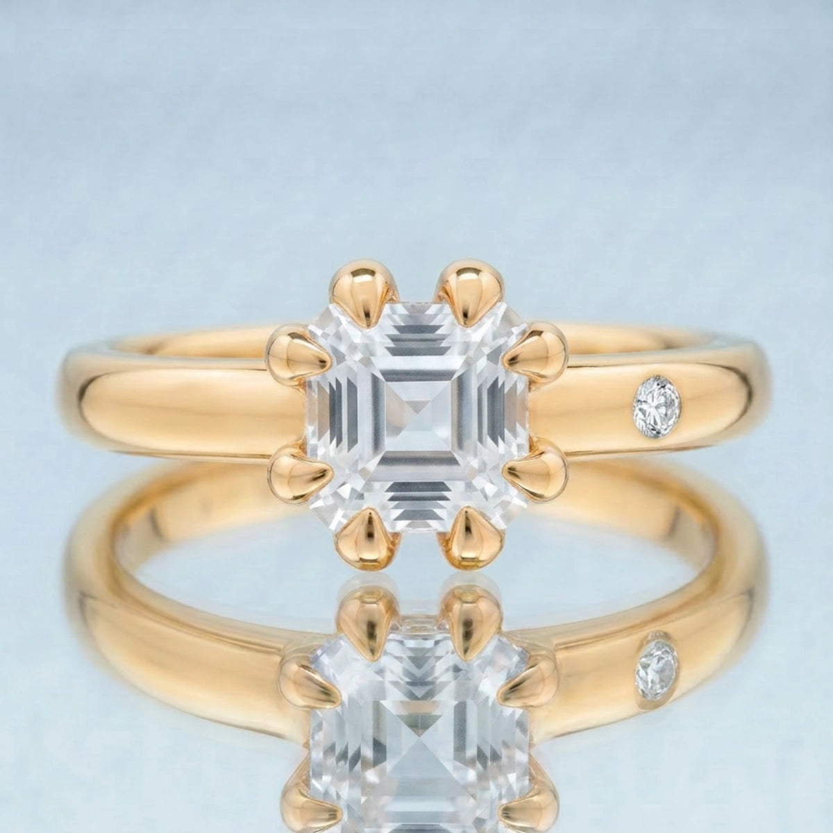 WHITE TOPAZ RING