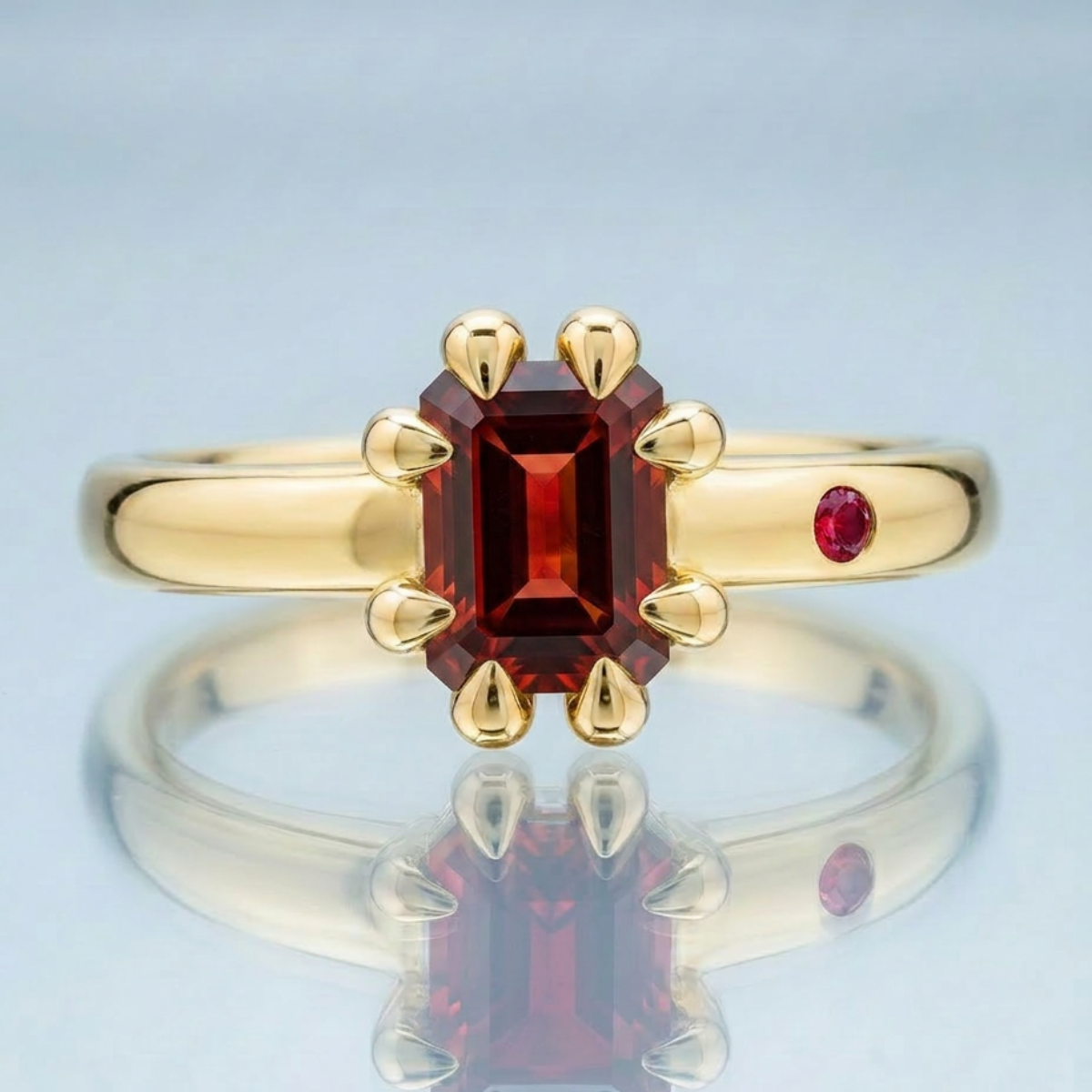GARNET RING