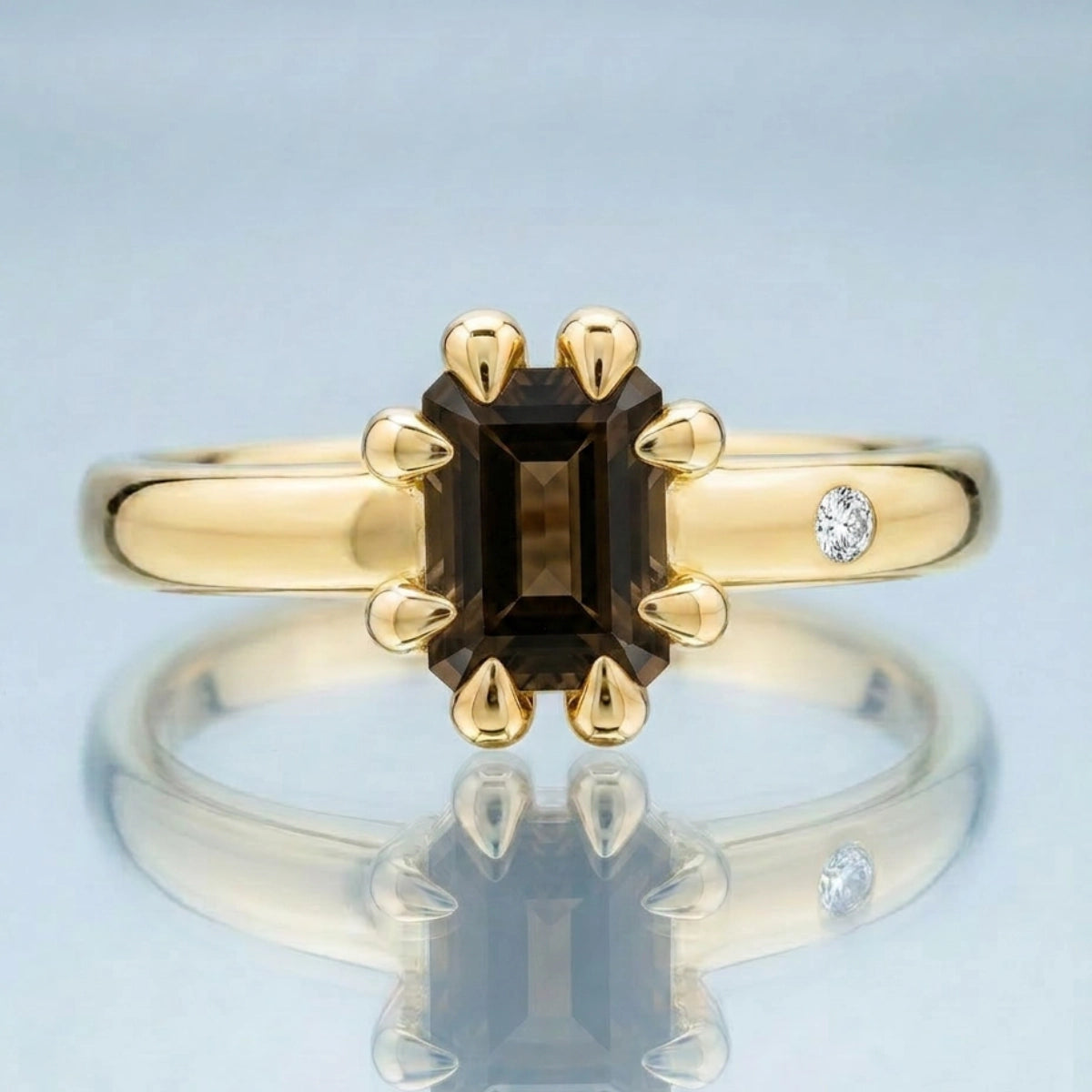FUMÉ QUARTZ RING