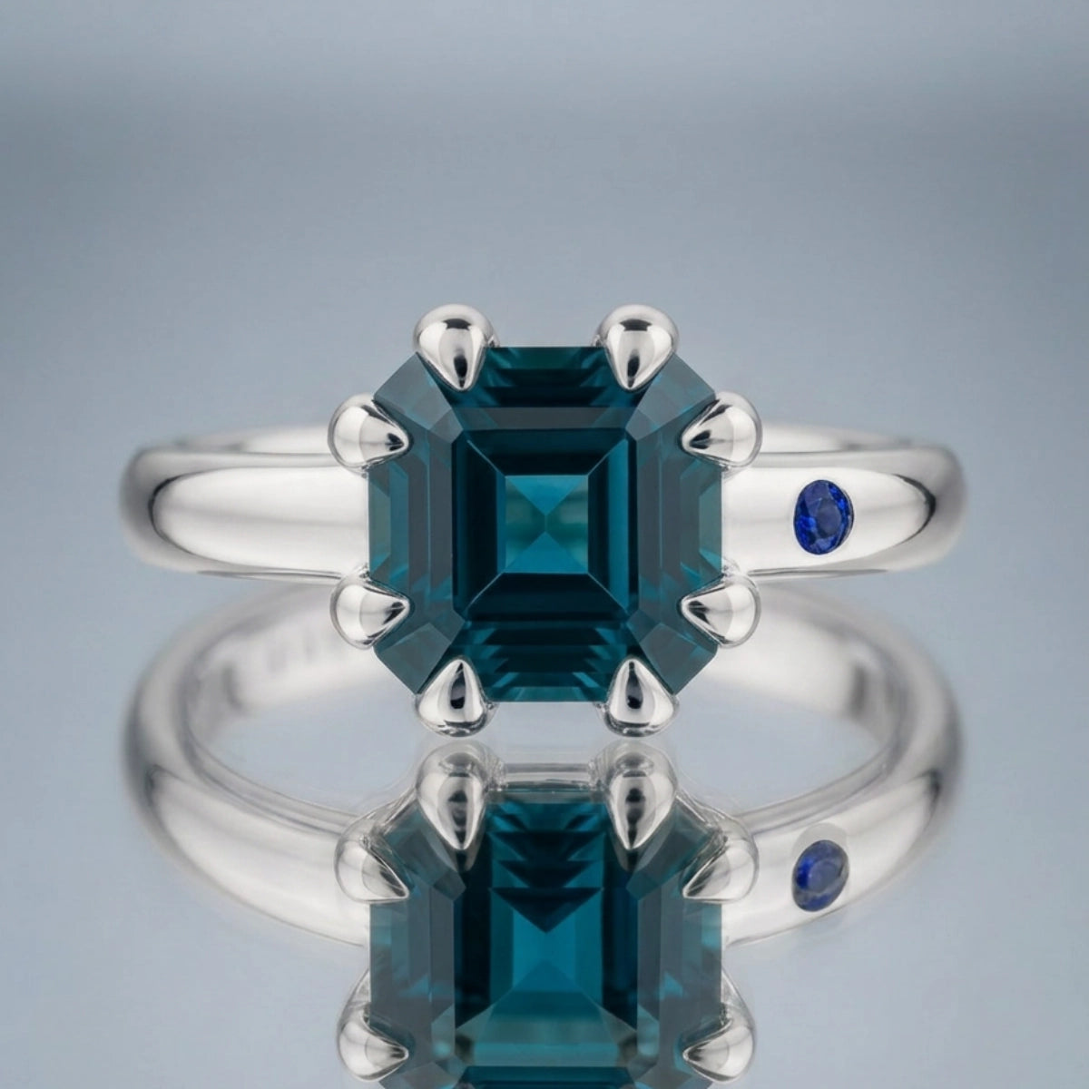 BLUE LONDON TOPAZ RING