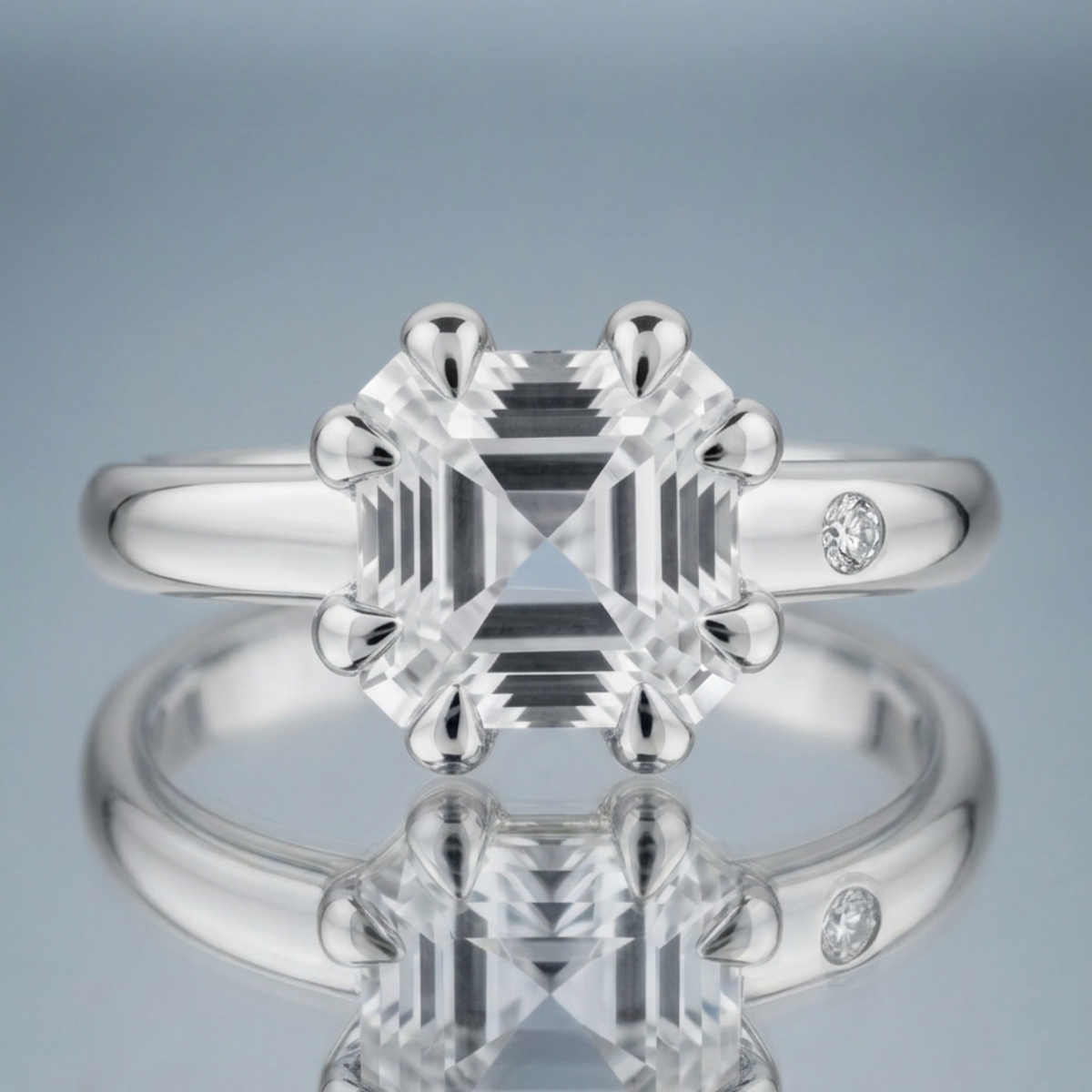 WHITE TOPAZ RING