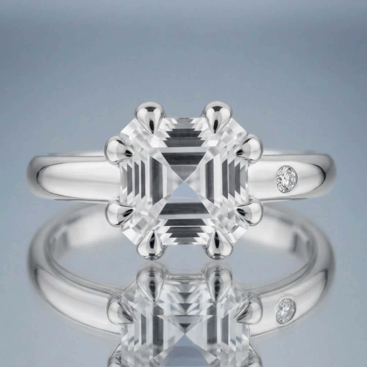 WHITE TOPAZ RING