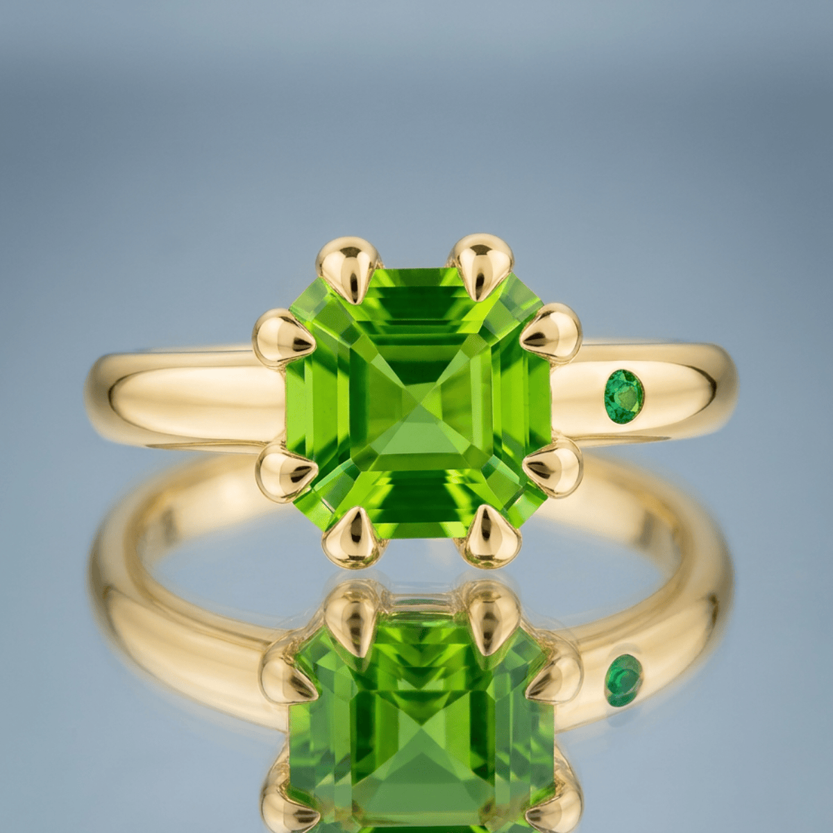 PERIDOT RING
