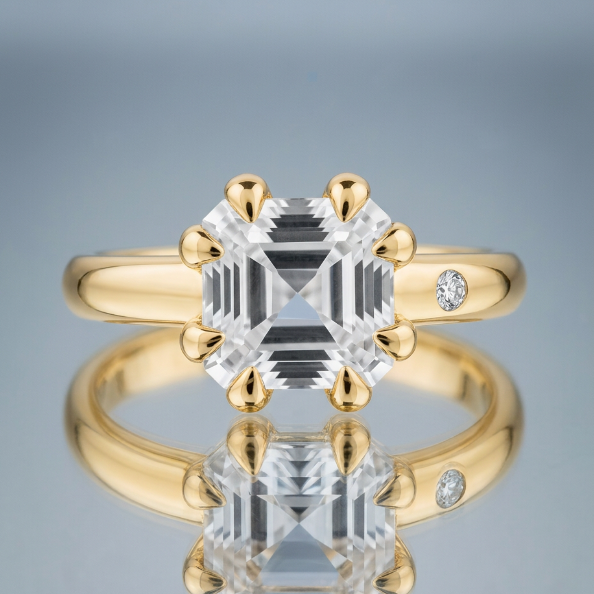 WHITE TOPAZ RING