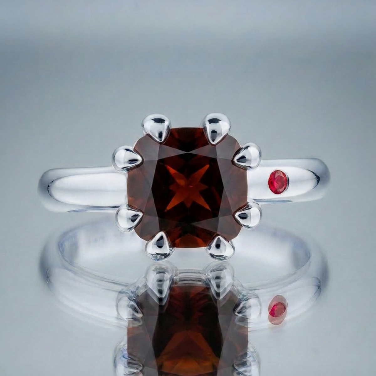 GARNET RING