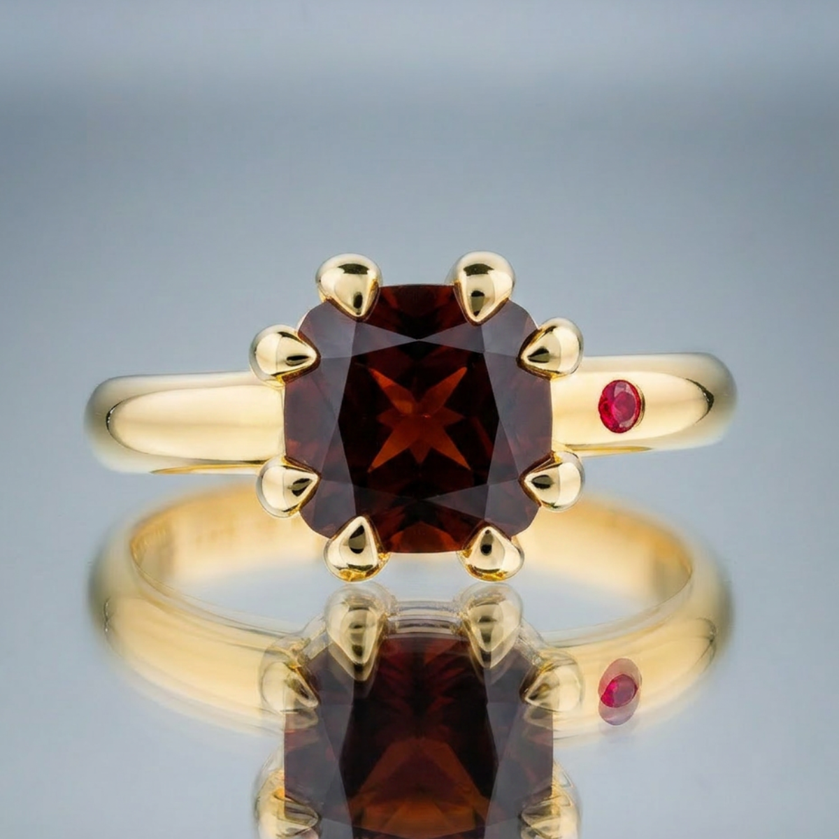 GARNET RING