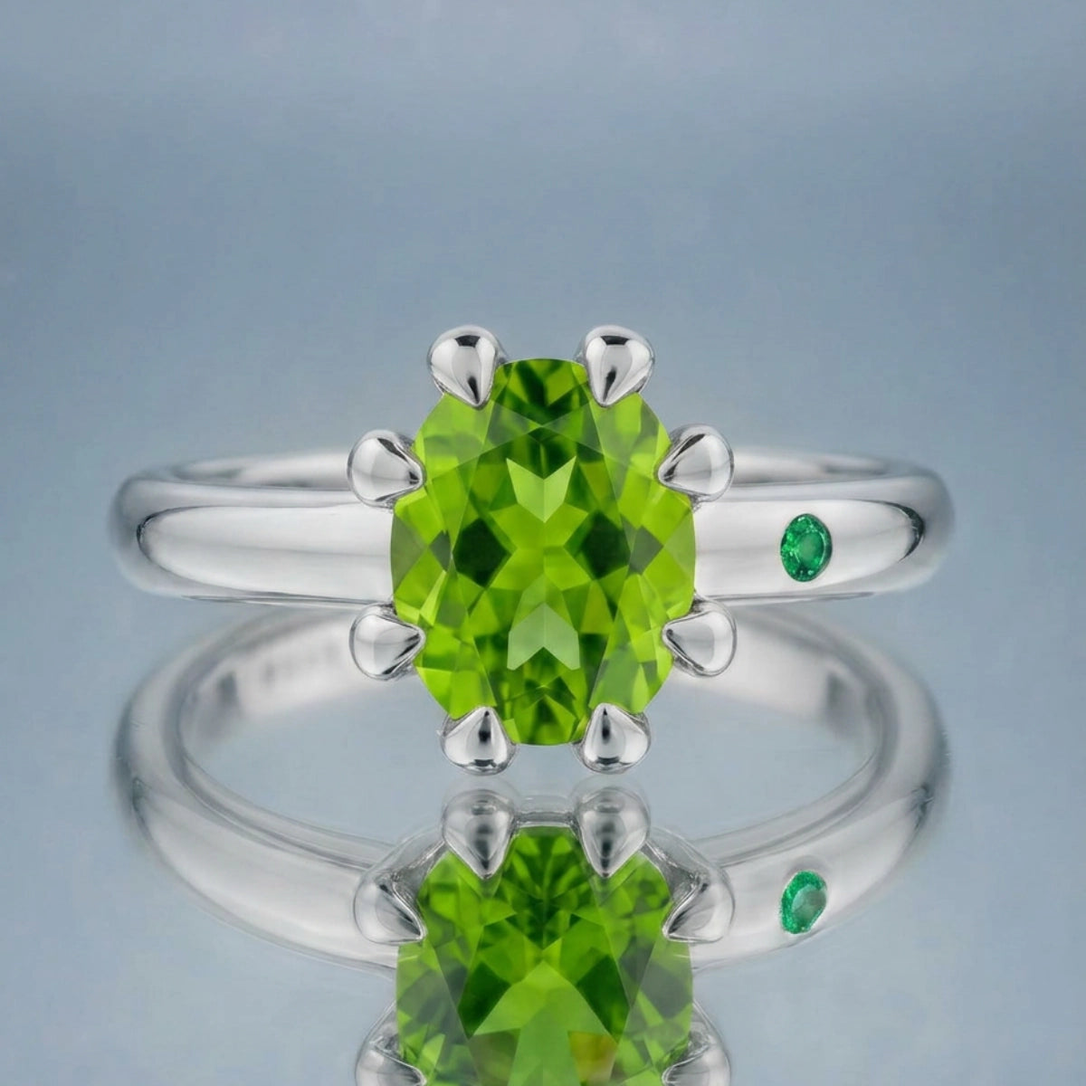 PERIDOT RING