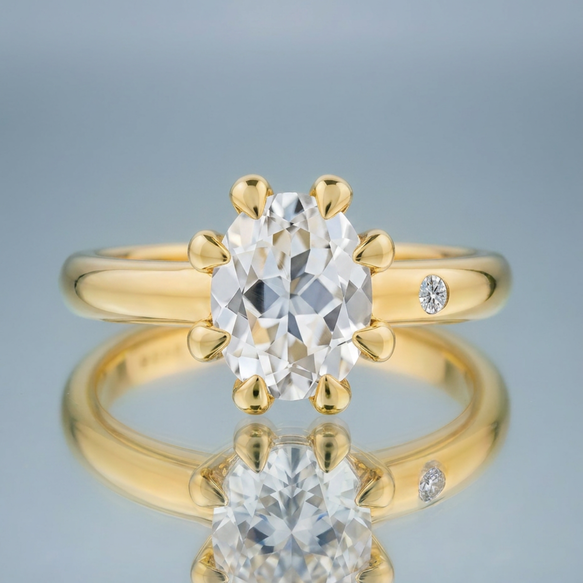 WHITE TOPAZ RING