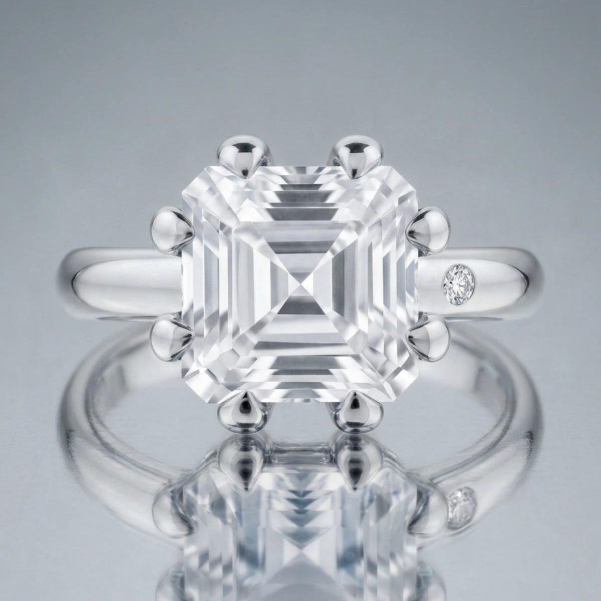 WHITE TOPAZ RING