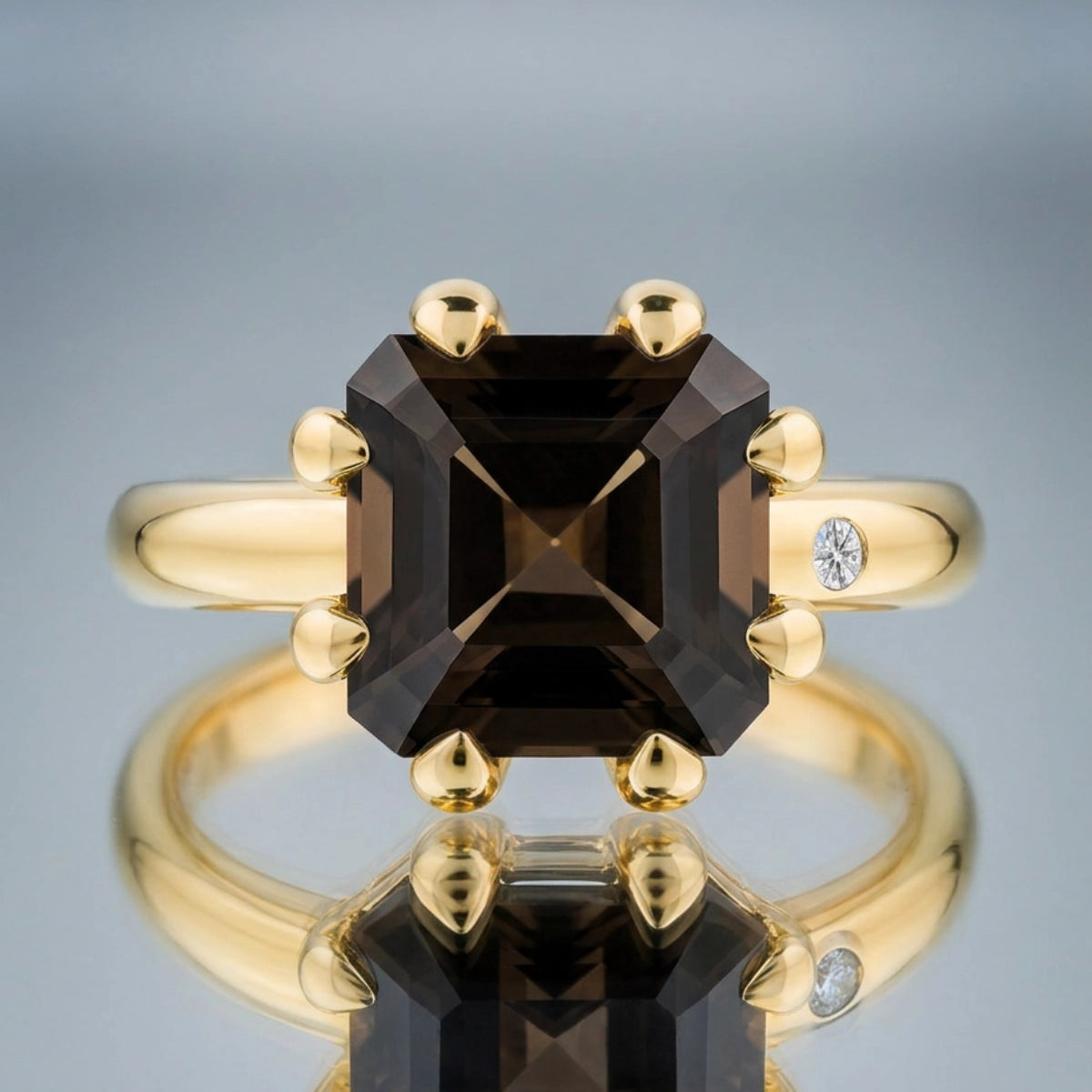 FUMÉ QUARTZ RING