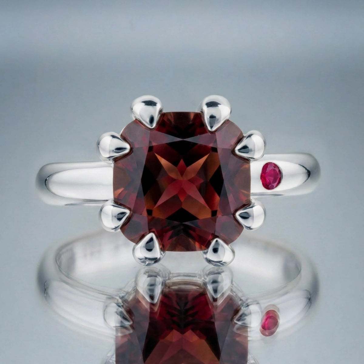 GARNET RING