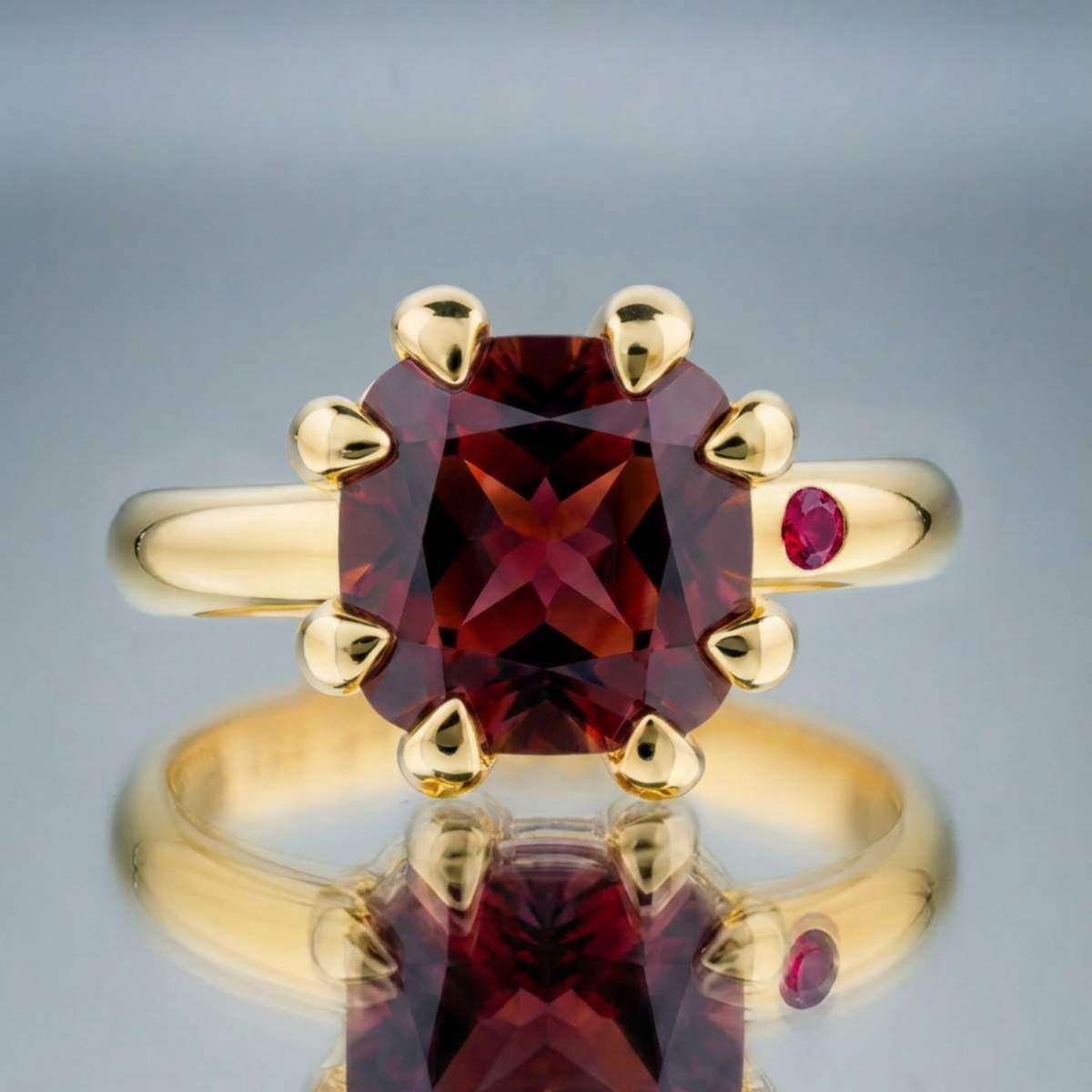GARNET RING