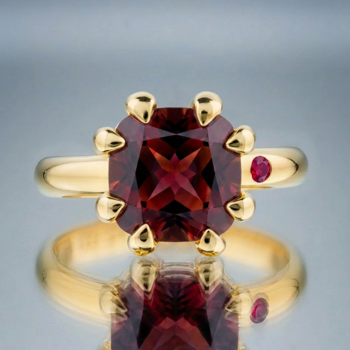 GARNET RING