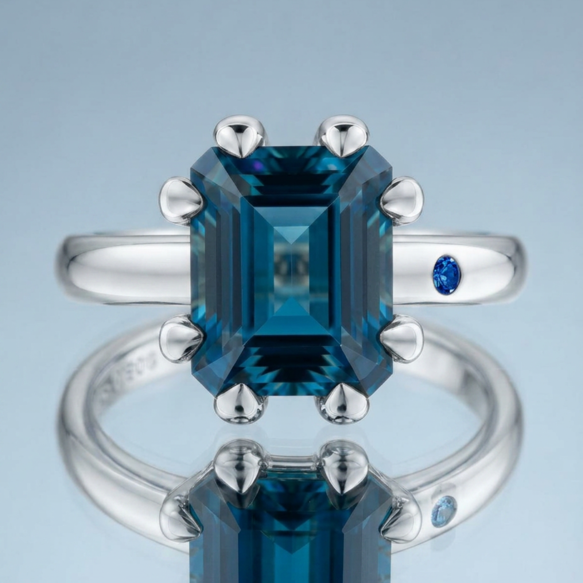 BLUE LONDON TOPAZ RING