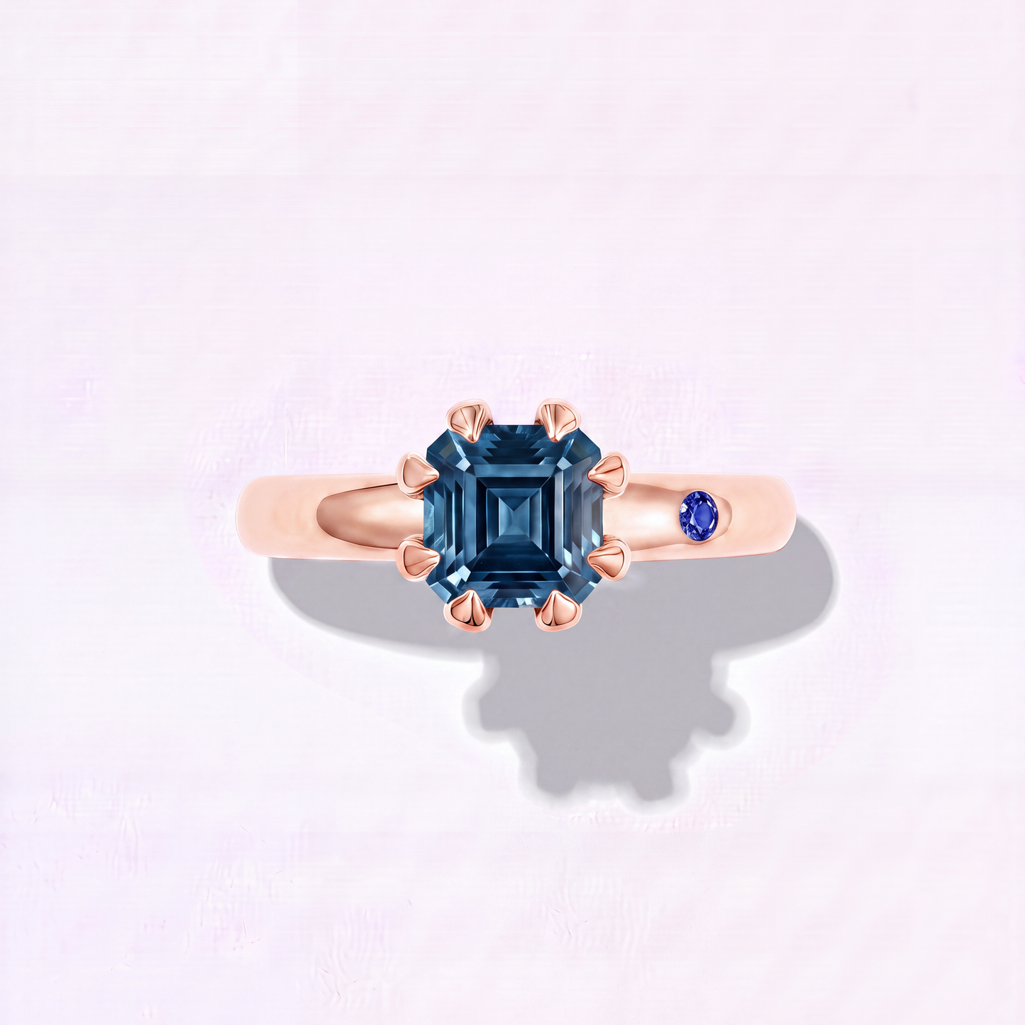 GARNET GOLD RING