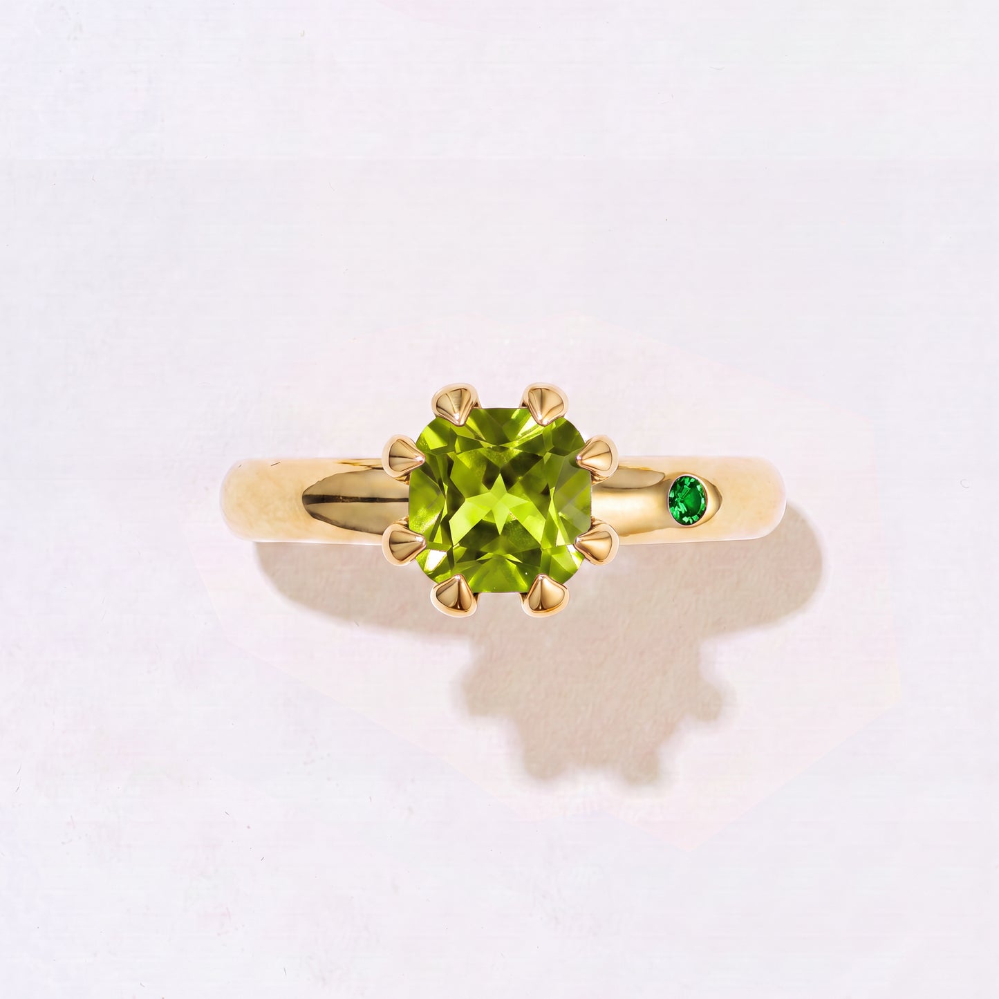 PERIDOT GOLD RING
