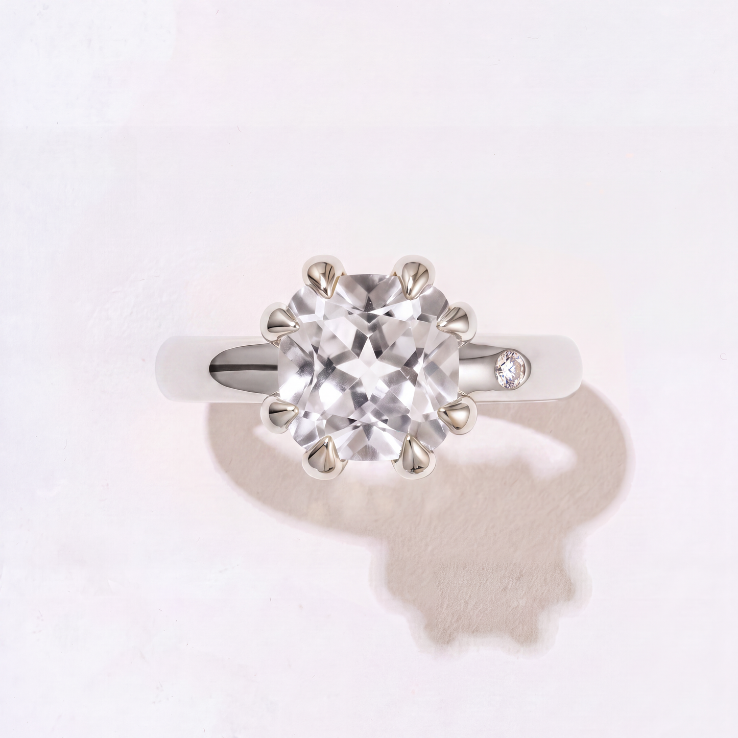 WHITE TOPAZ GOLD RING