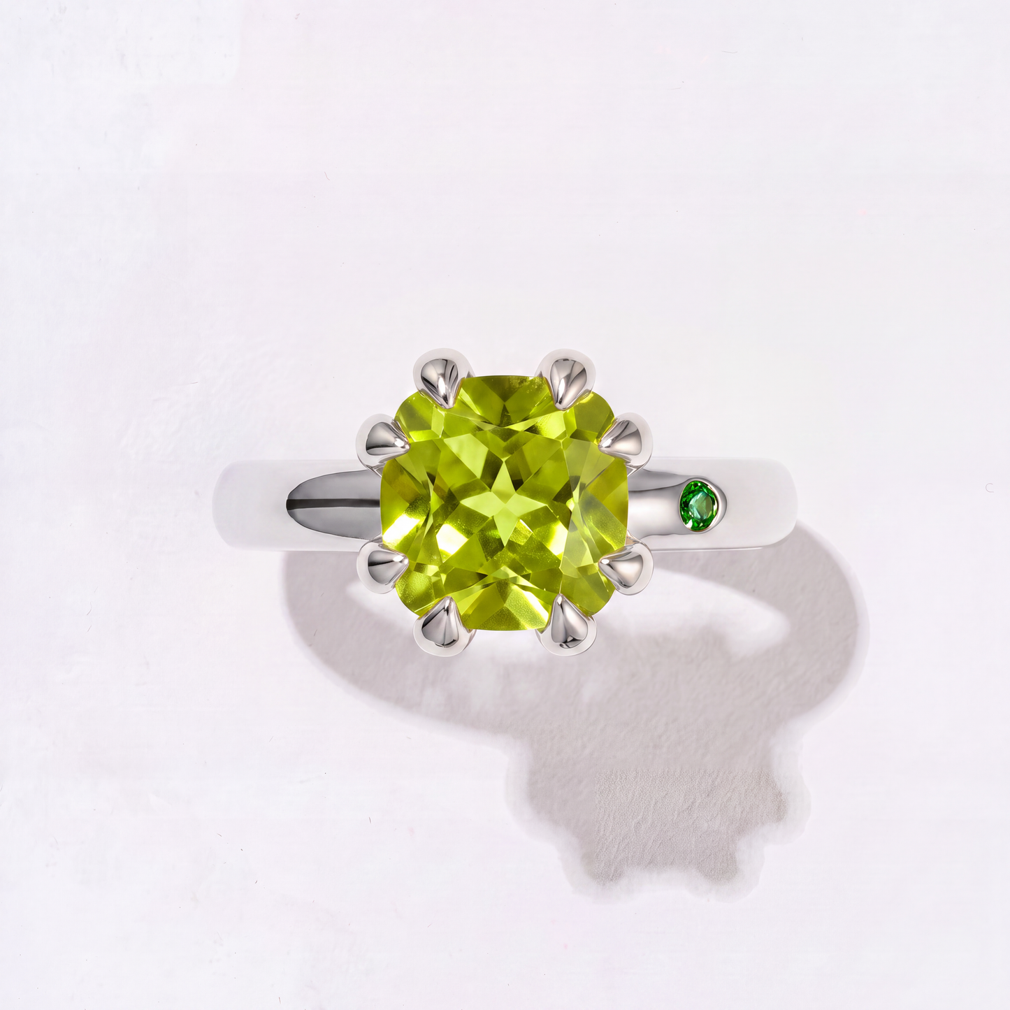 PERIDOT GOLD RING