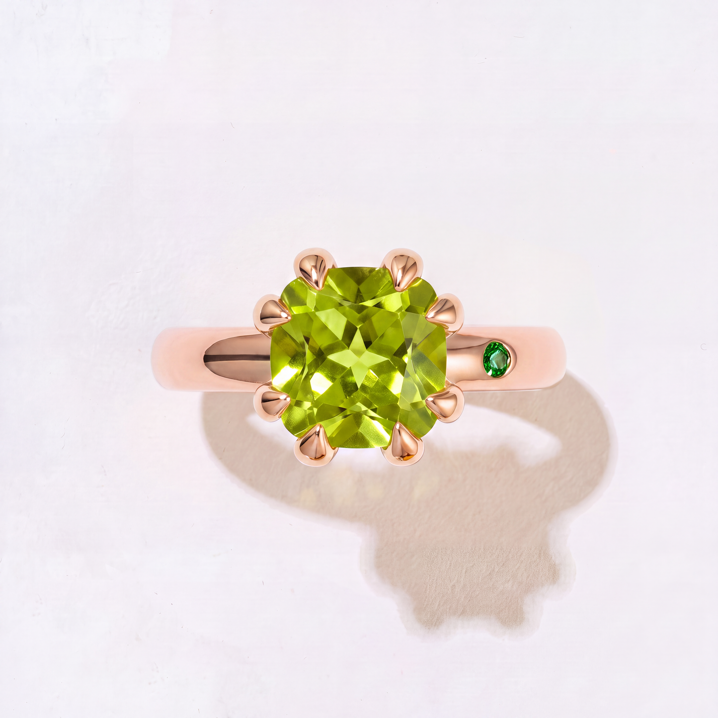 PERIDOT GOLD RING