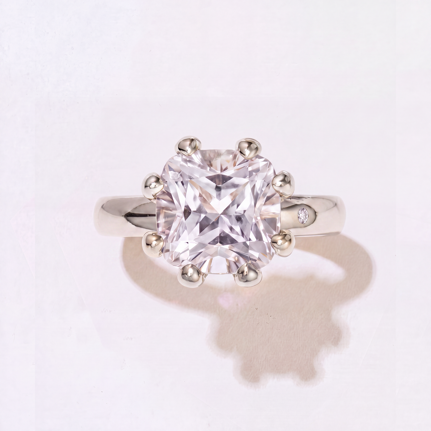 WHITE TOPAZ GOLD RING