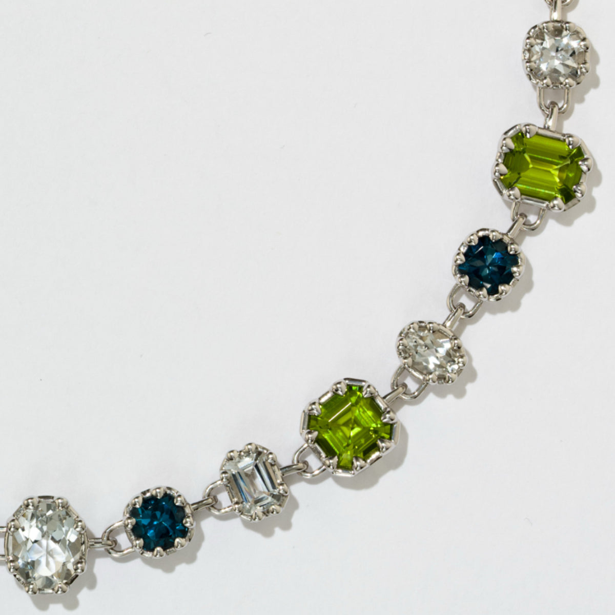 THE COLOR EDIT - NECKLACE