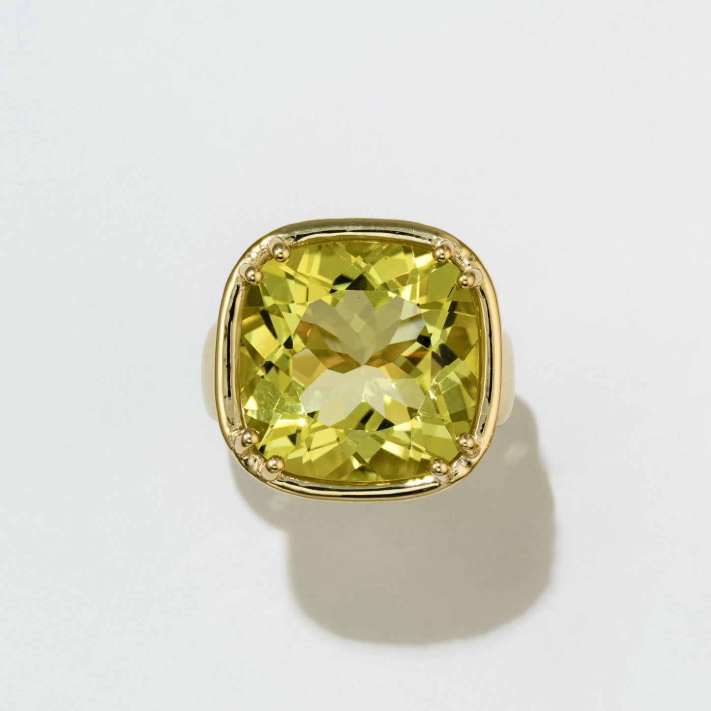 MAXI COCKTAIL RING - CUSHION CUT