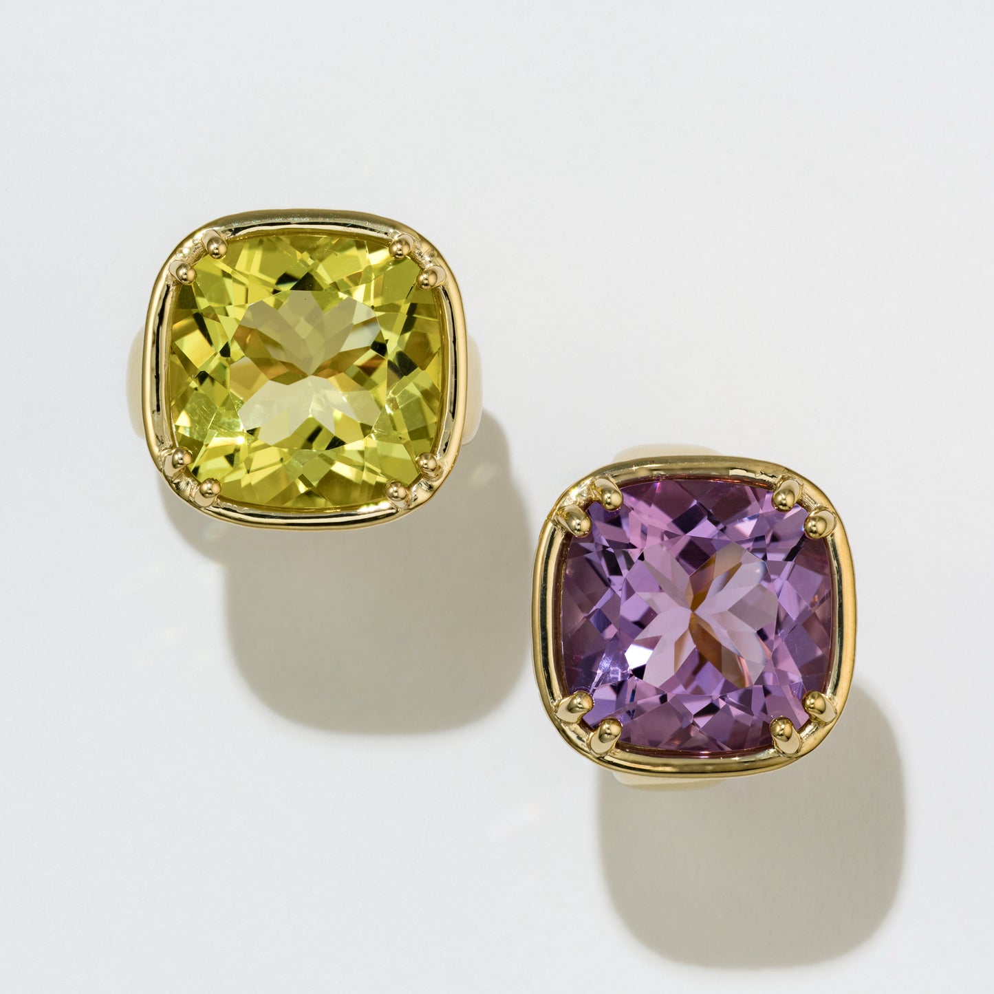 MAXI COCKTAIL RING - CUSHION CUT