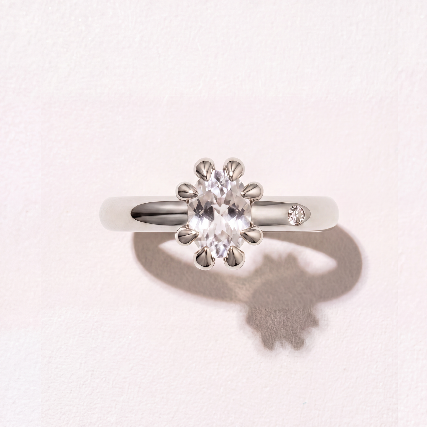 WHITE TOPAZ GOLD RING