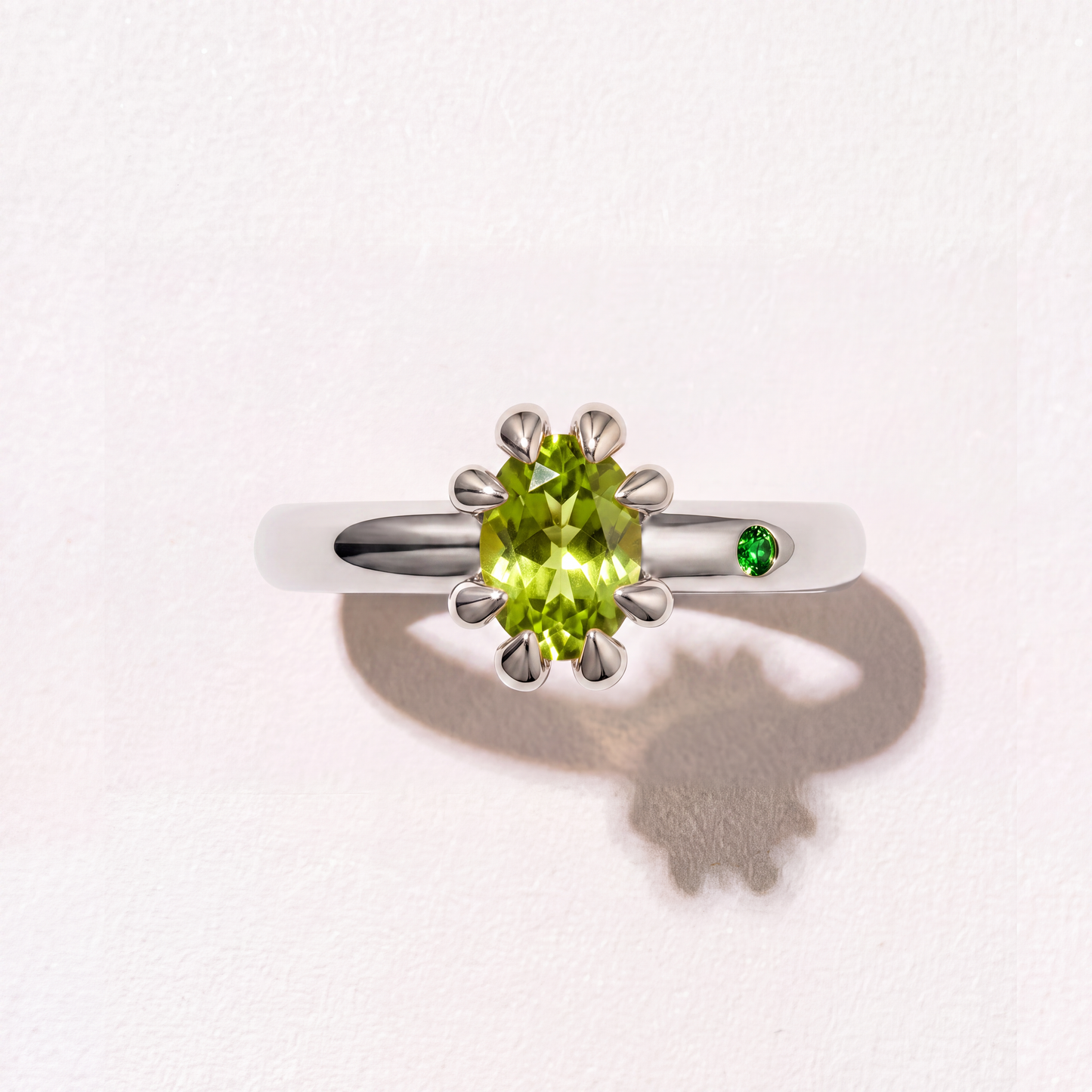 PERIDOT GOLD RING