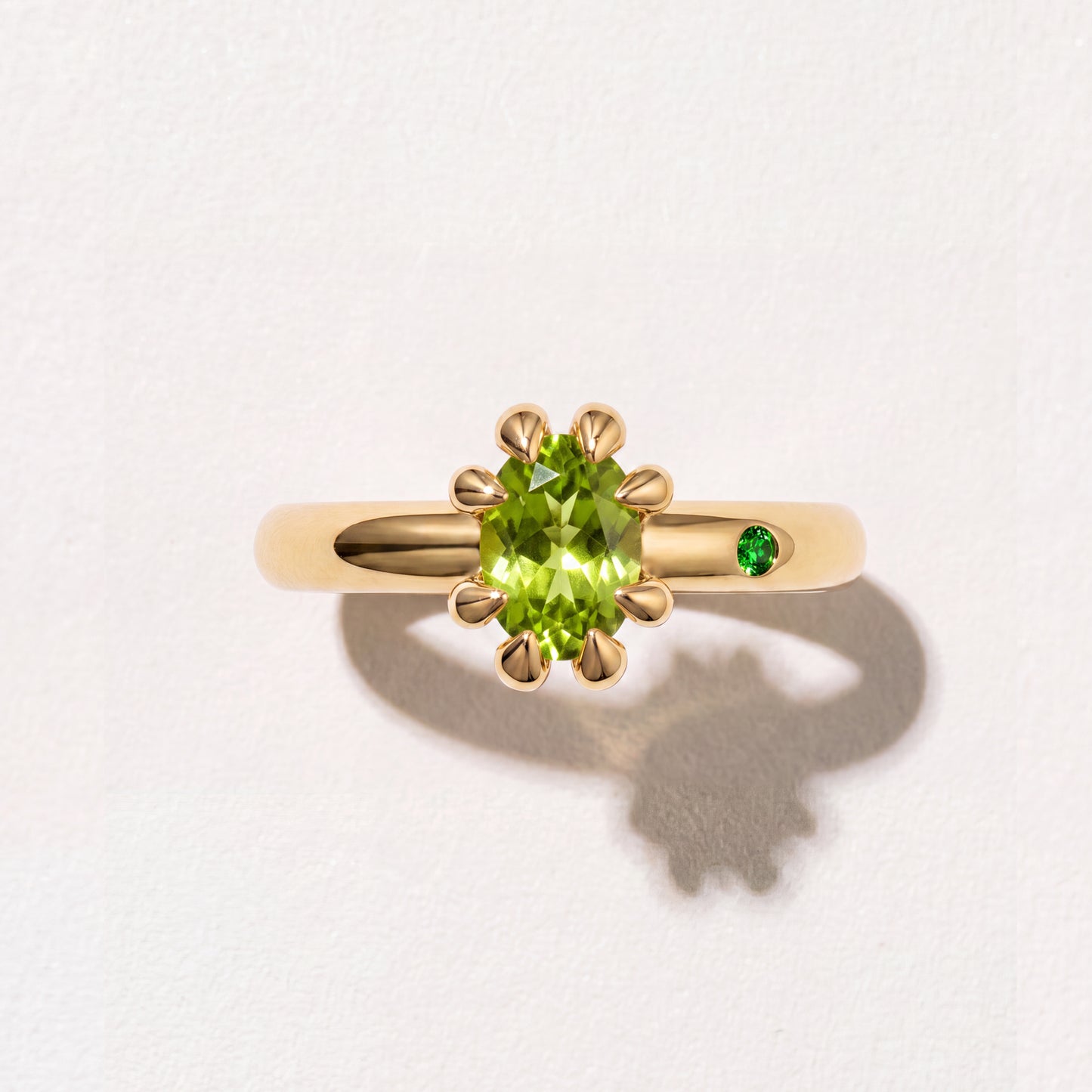 PERIDOT GOLD RING