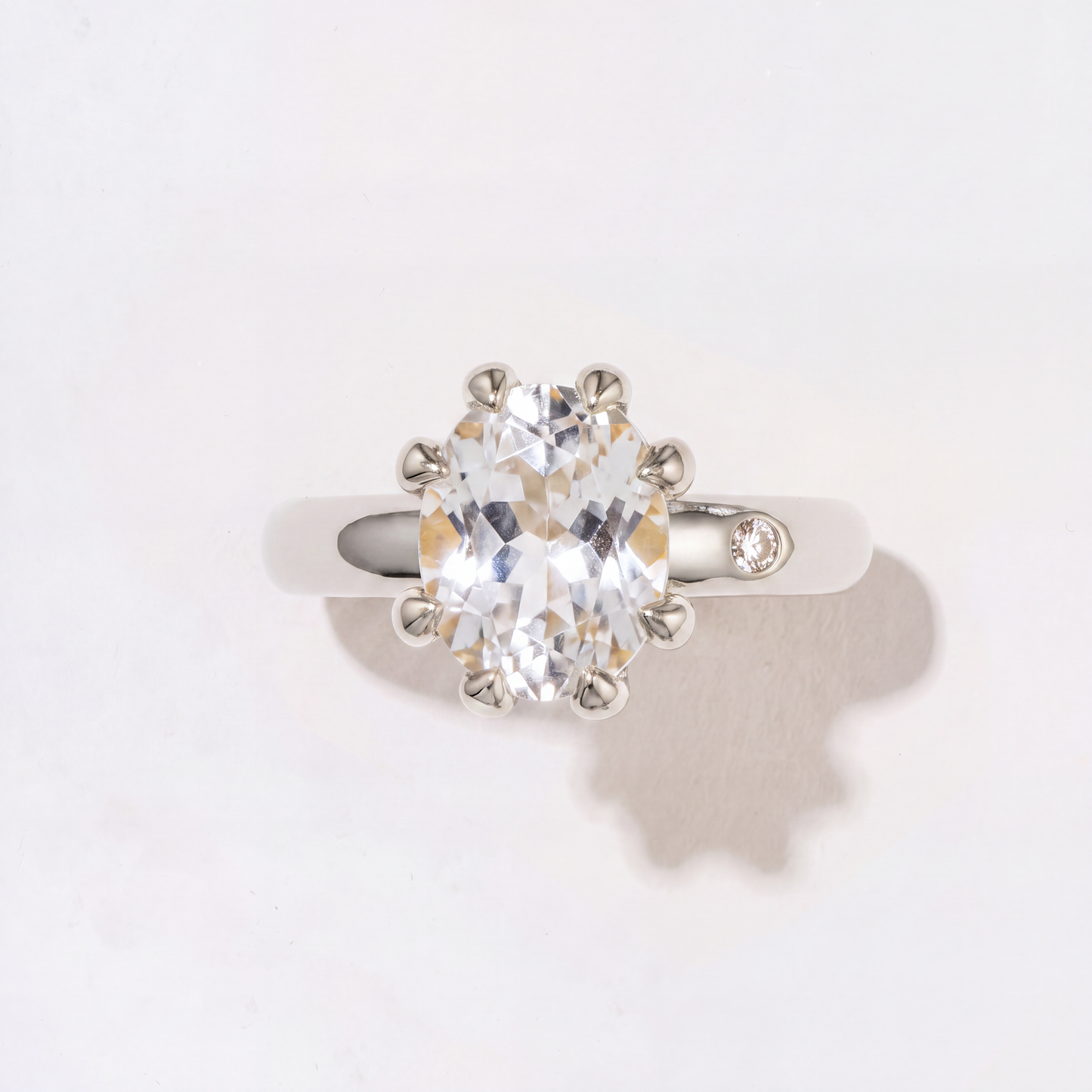 WHITE TOPAZ GOLD RING