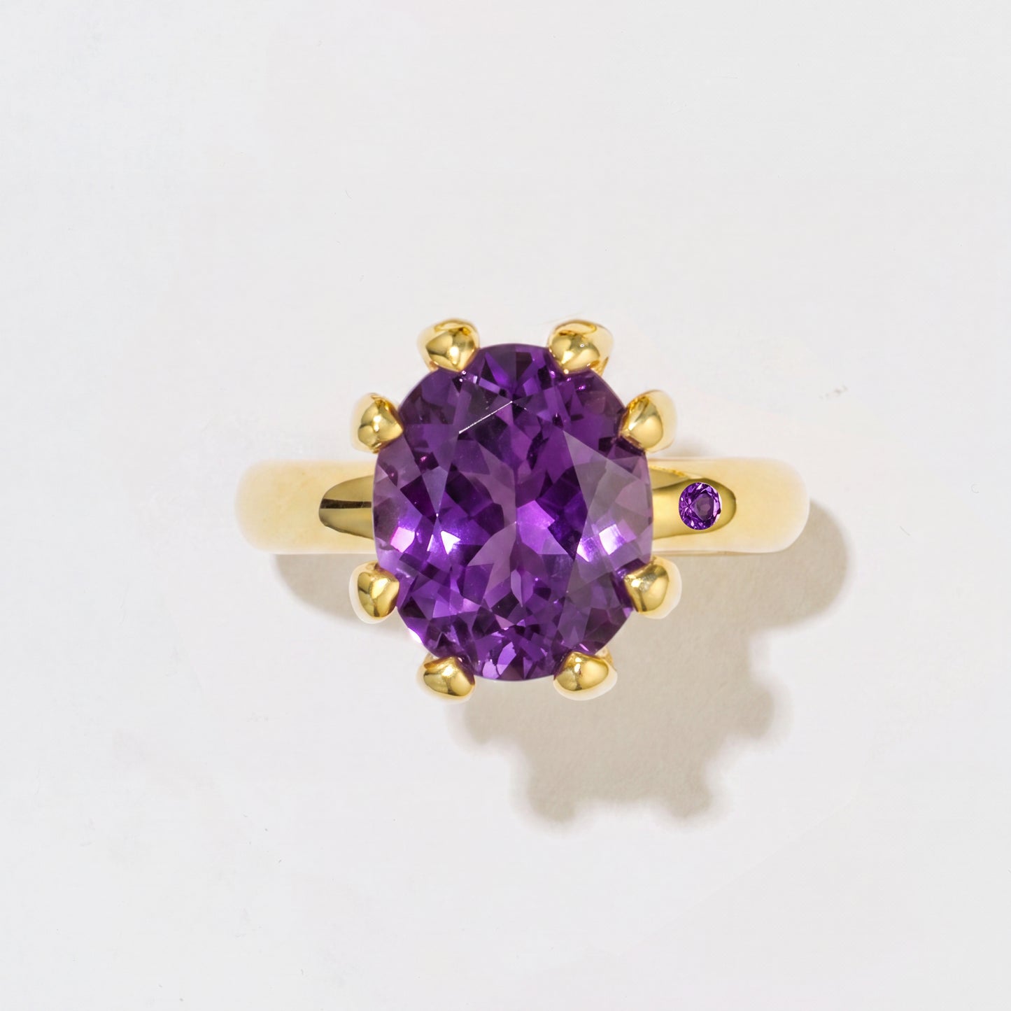 AMETHYST GOLD RING